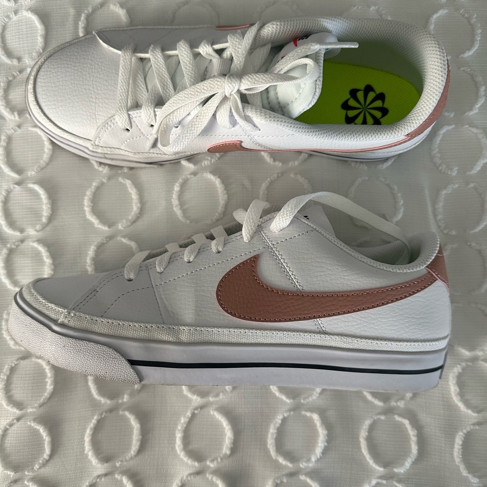 Women’s Nike Sneakers